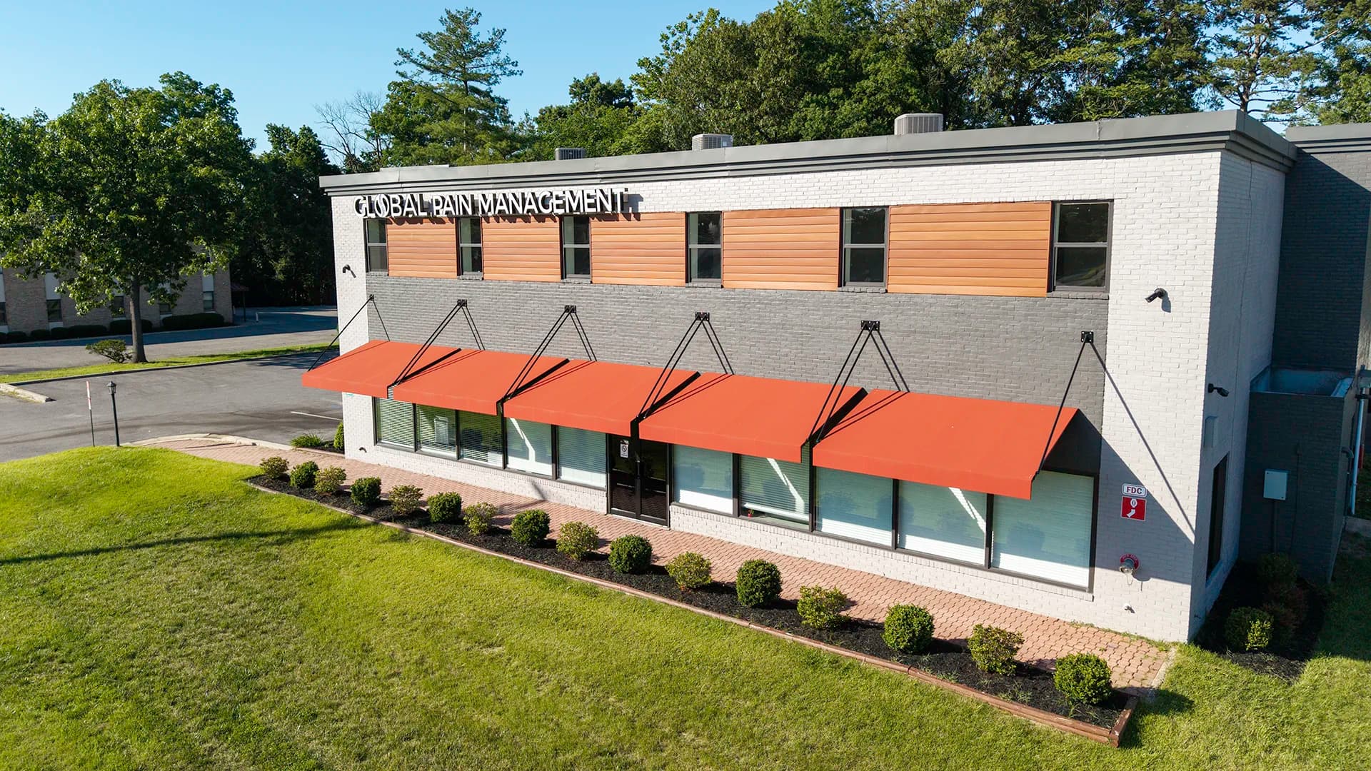 Global Pain Management office building in Pasadena, MD